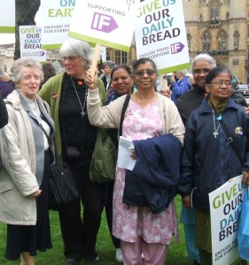 The Daughters of the Cross (Gillian in green)