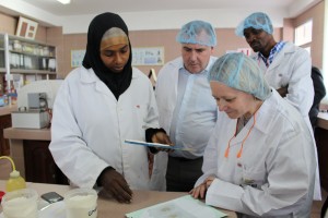 Cathy Jamieson MP & Mark Williams MP at the Bakresa flour mill